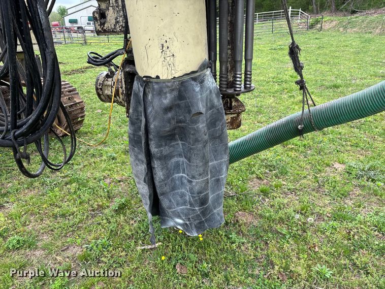 image for item EO4181 1997 Ingersoll Rand ECM690 drilling Rig