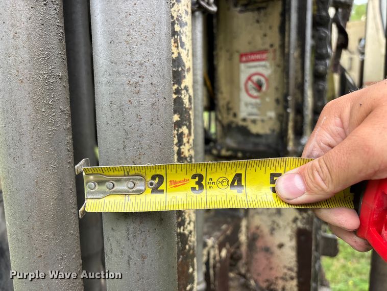 image for item EO4181 1997 Ingersoll Rand ECM690 drilling Rig