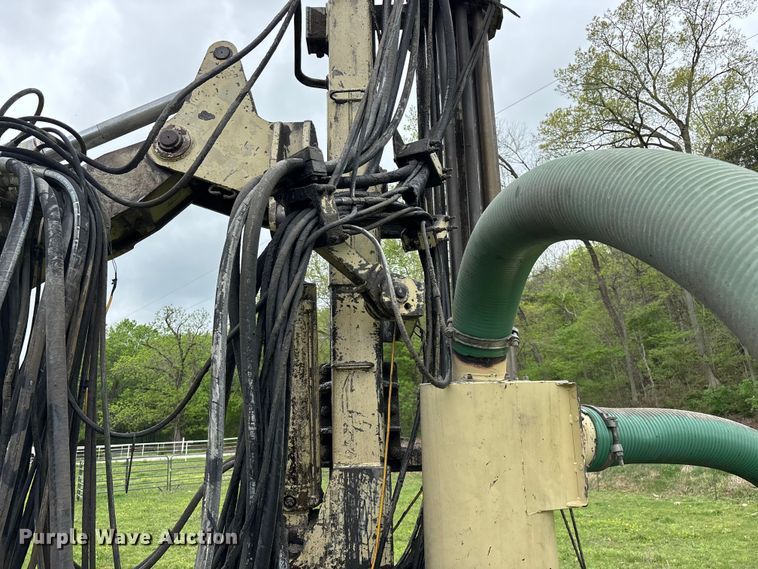 image for item EO4181 1997 Ingersoll Rand ECM690 drilling Rig