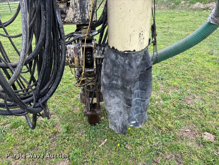 image for item EO4181 1997 Ingersoll Rand ECM690 drilling Rig