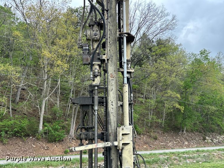 image for item EO4181 1997 Ingersoll Rand ECM690 drilling Rig