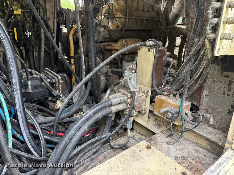 image for item EO4181 1997 Ingersoll Rand ECM690 drilling Rig