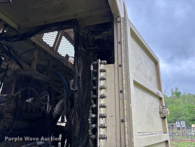 image for item EO4181 1997 Ingersoll Rand ECM690 drilling Rig