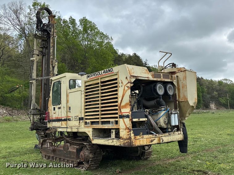 image for item EO4182 1996 Ingersoll Rand CM695D drilling rig