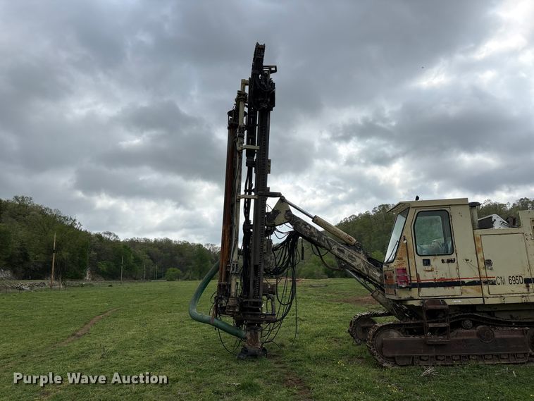 image for item EO4182 1996 Ingersoll Rand CM695D drilling rig