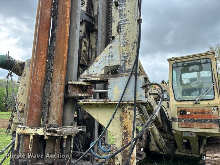 image for item EO4182 1996 Ingersoll Rand CM695D drilling rig