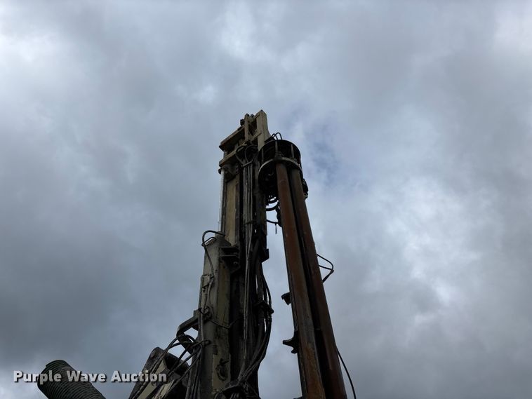 image for item EO4182 1996 Ingersoll Rand CM695D drilling rig