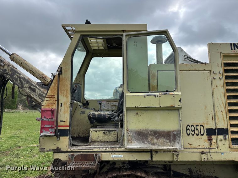 image for item EO4182 1996 Ingersoll Rand CM695D drilling rig