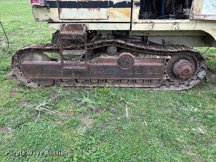 image for item EO4182 1996 Ingersoll Rand CM695D drilling rig