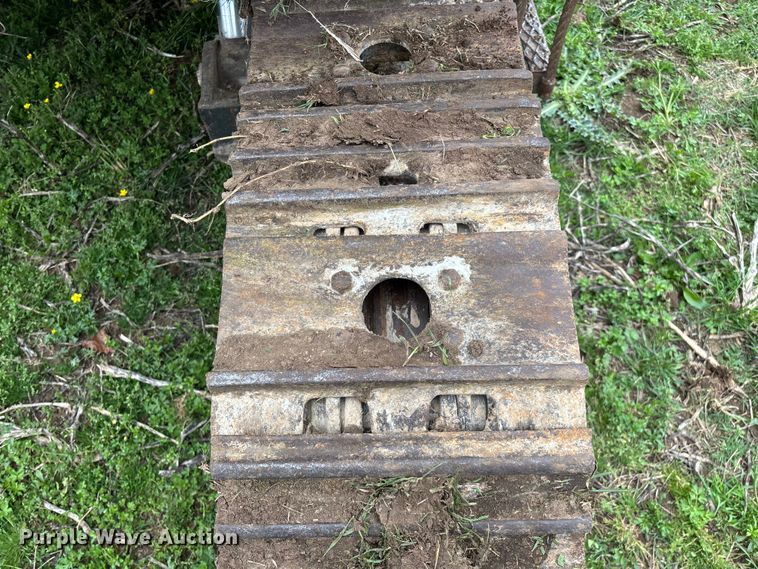 image for item EO4182 1996 Ingersoll Rand CM695D drilling rig