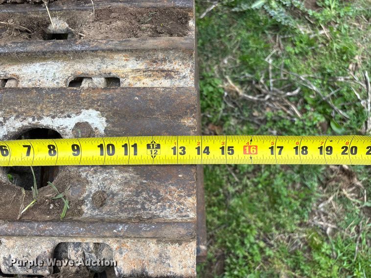 image for item EO4182 1996 Ingersoll Rand CM695D drilling rig