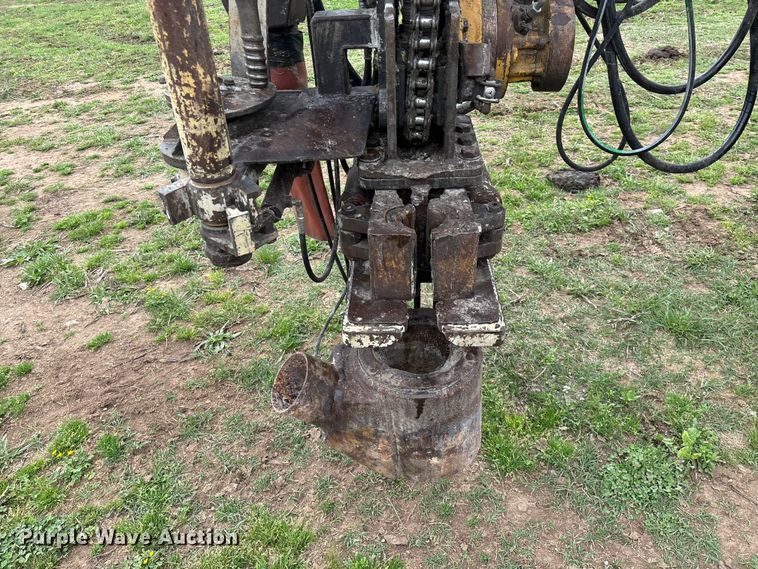 image for item EO4183 1990 Ingersoll Rand ECM690/YH100 drilling rig