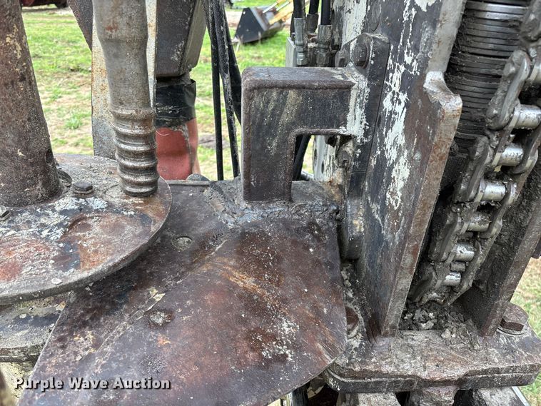 image for item EO4183 1990 Ingersoll Rand ECM690/YH100 drilling rig