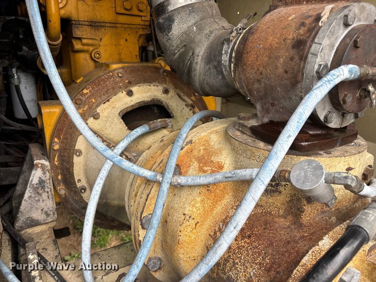 image for item EO4183 1990 Ingersoll Rand ECM690/YH100 drilling rig