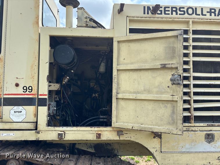 image for item EO4183 1990 Ingersoll Rand ECM690/YH100 drilling rig