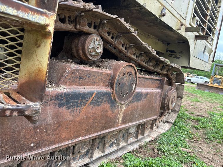 image for item EO4183 1990 Ingersoll Rand ECM690/YH100 drilling rig