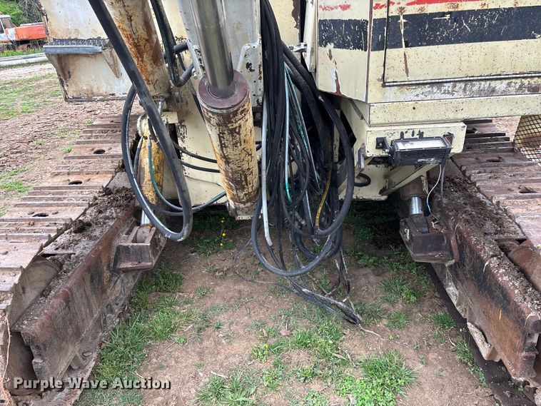 image for item EO4183 1990 Ingersoll Rand ECM690/YH100 drilling rig