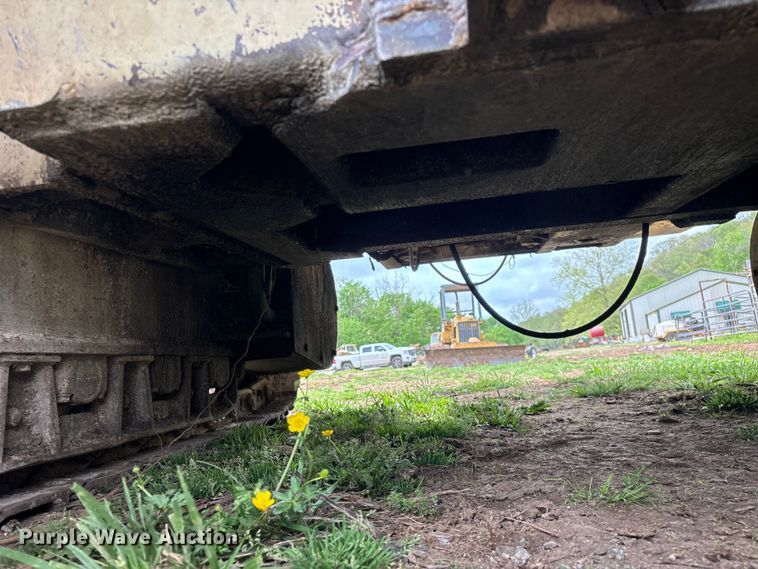 image for item EO4183 1990 Ingersoll Rand ECM690/YH100 drilling rig