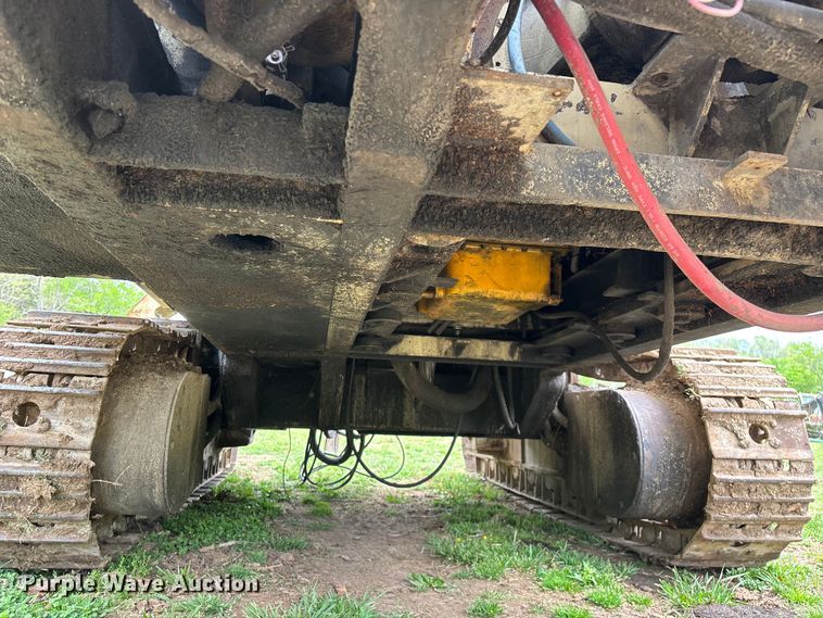 image for item EO4183 1990 Ingersoll Rand ECM690/YH100 drilling rig