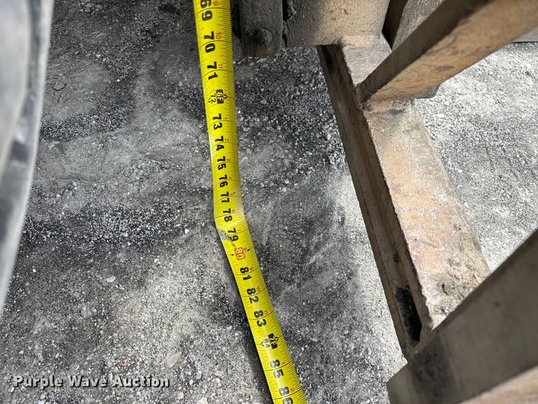 image for item EO4205 1981 Case M4K forklift