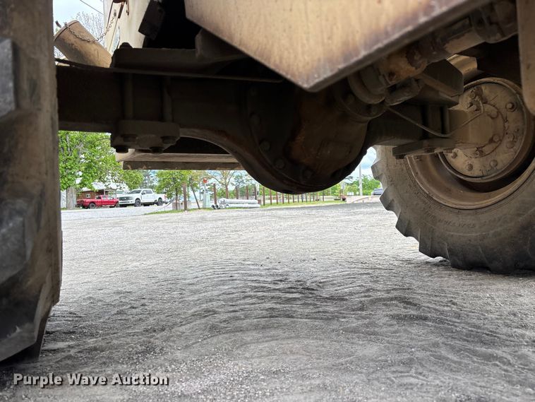 image for item EO4205 1981 Case M4K forklift