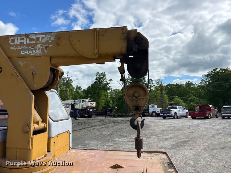 image for item EO4206 Drott 85RM2 crane