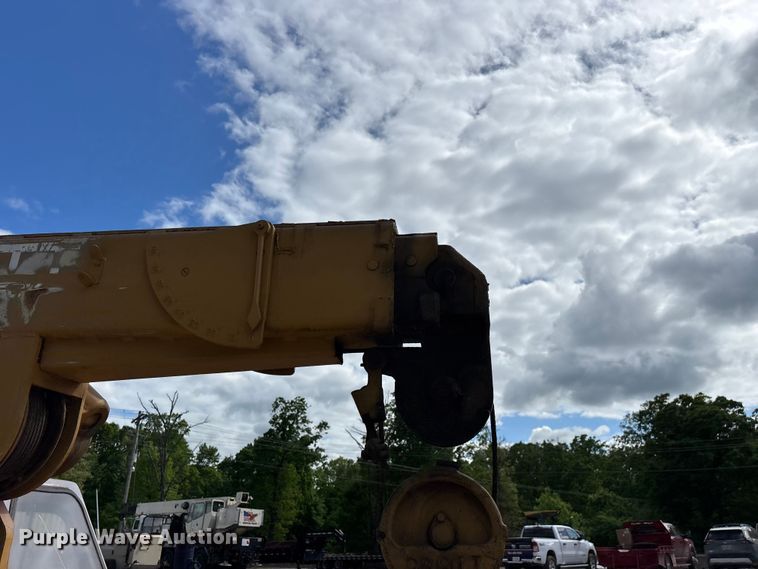 image for item EO4206 Drott 85RM2 crane