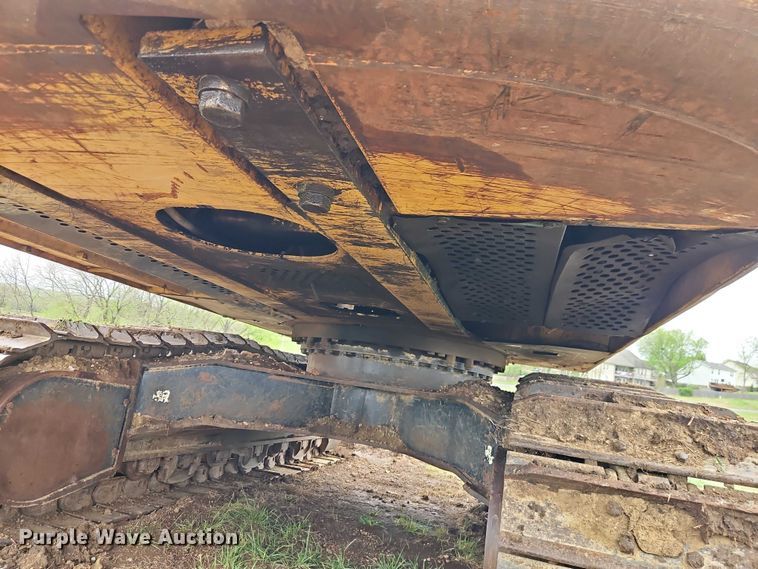 image for item EO7245 2013 John Deere 350G LC excavator
