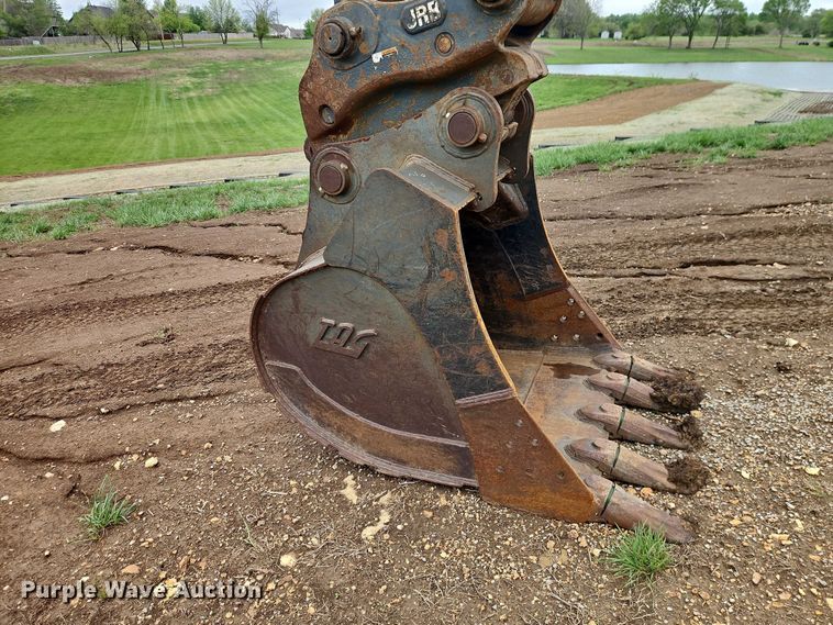 image for item EO7245 2013 John Deere 350G LC excavator
