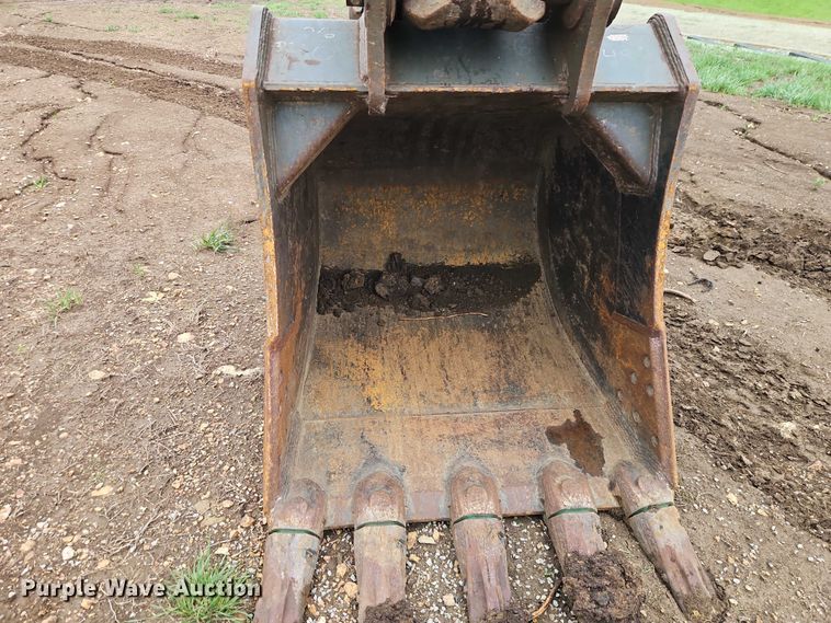 image for item EO7245 2013 John Deere 350G LC excavator