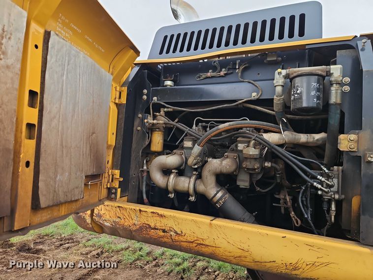image for item EO7245 2013 John Deere 350G LC excavator