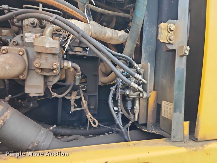 image for item EO7245 2013 John Deere 350G LC excavator