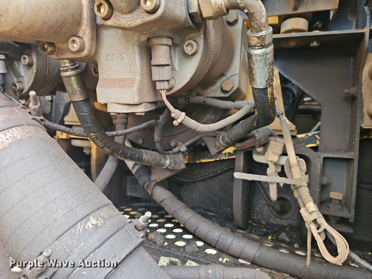 image for item EO7245 2013 John Deere 350G LC excavator