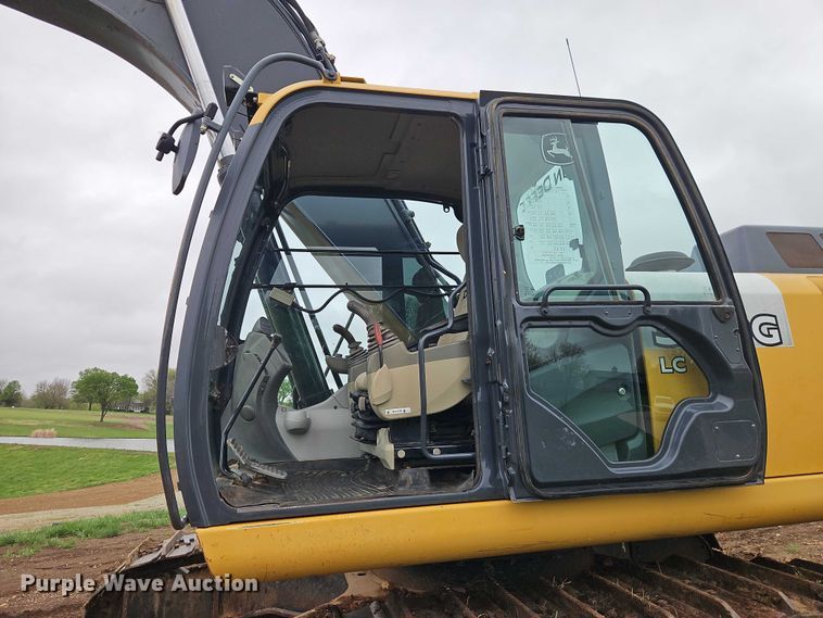 image for item EO7245 2013 John Deere 350G LC excavator