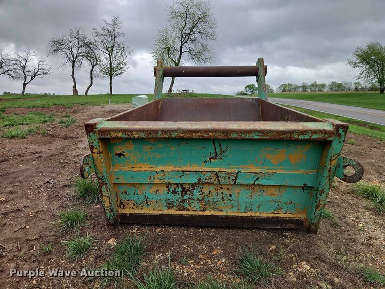 image for item EO7246 Rock bucket