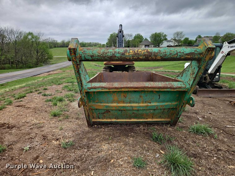 image for item EO7246 Rock bucket