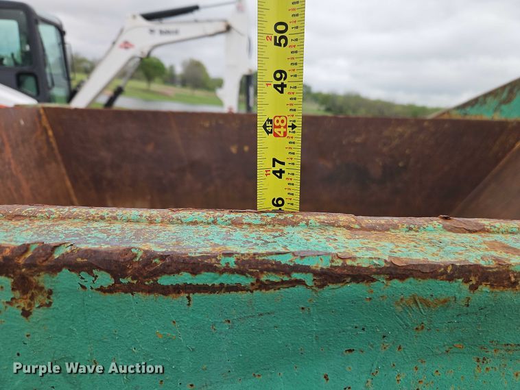 image for item EO7246 Rock bucket