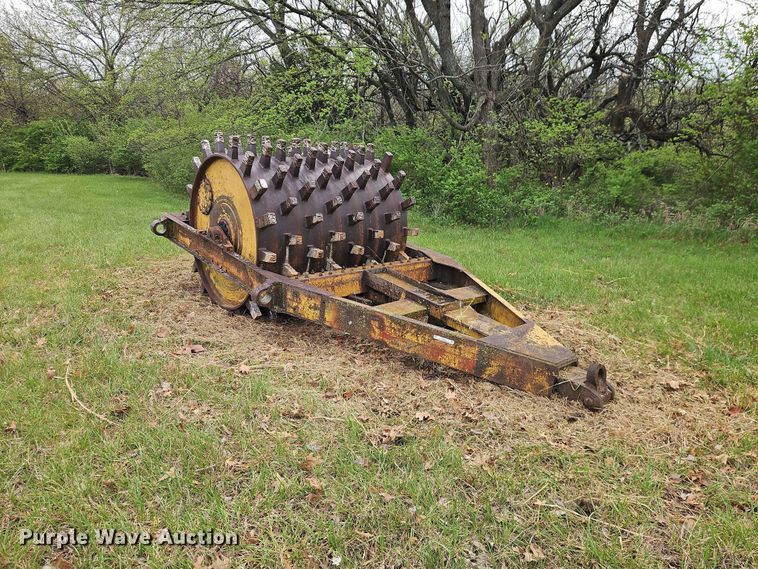 image for item EO7247 Sheepsfoot roller