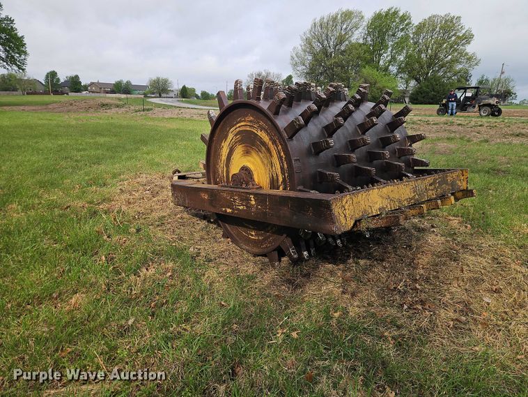 image for item EO7247 Sheepsfoot roller