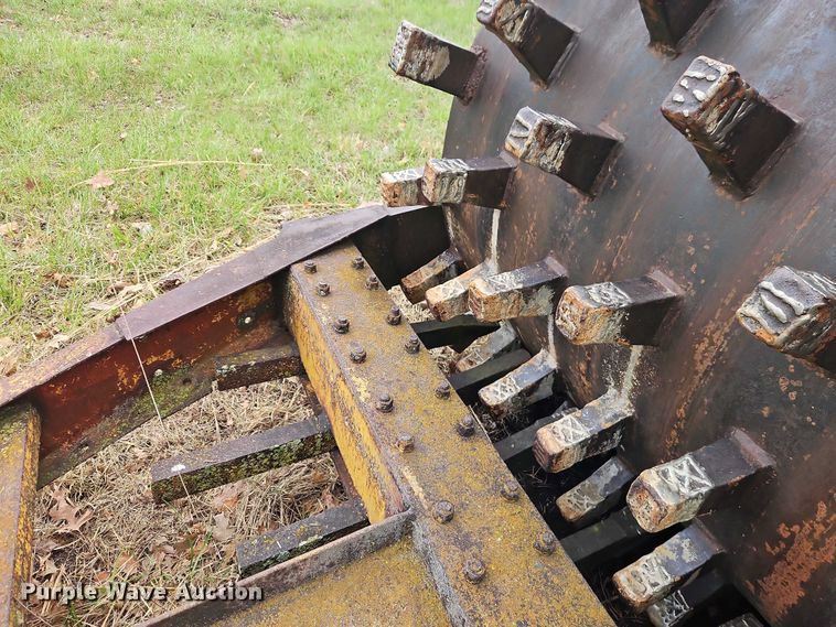 image for item EO7247 Sheepsfoot roller