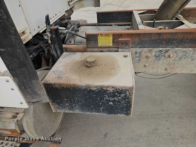 image for item EO7256 1998 Kenworth T600 dump truck