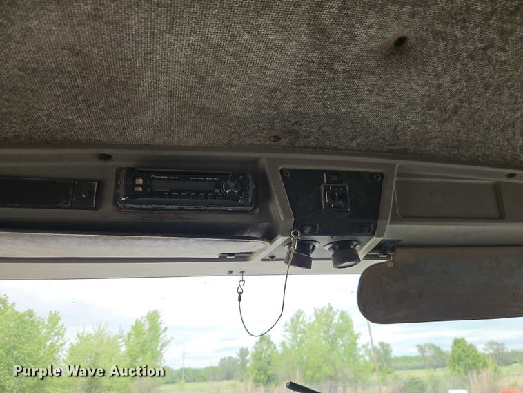 image for item EO7256 1998 Kenworth T600 dump truck