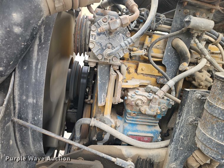 image for item EO7256 1998 Kenworth T600 dump truck
