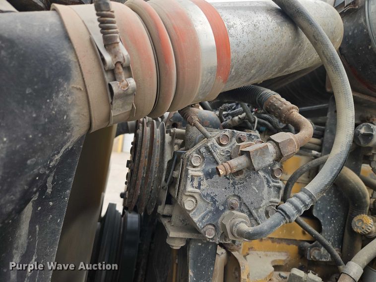 image for item EO7256 1998 Kenworth T600 dump truck