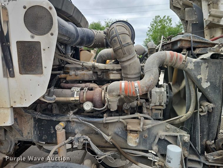 image for item EO7256 1998 Kenworth T600 dump truck