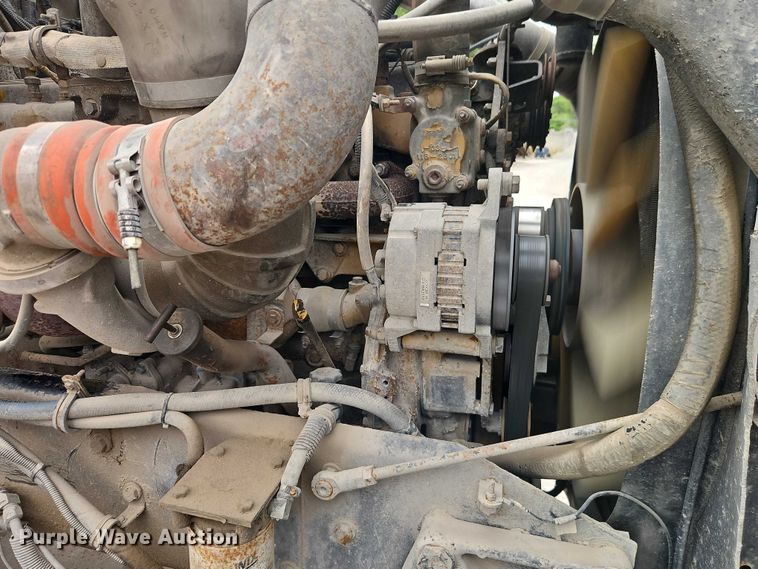 image for item EO7256 1998 Kenworth T600 dump truck