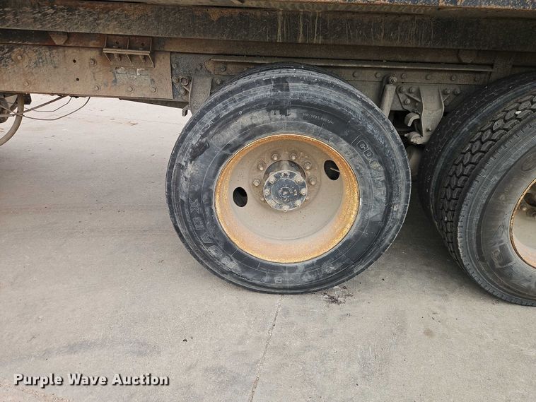 image for item EO7256 1998 Kenworth T600 dump truck