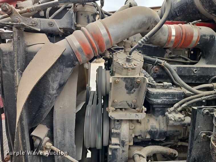 image for item EO7257 2001 Kenworth T800 semi truck