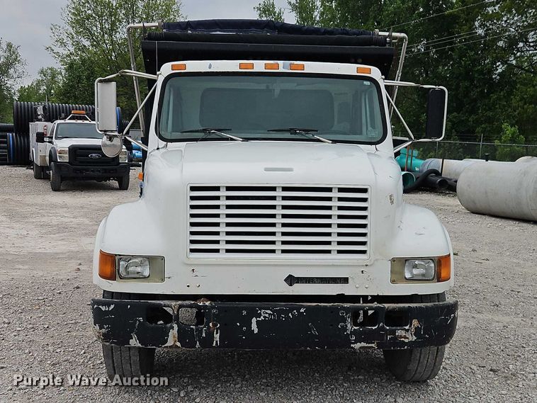 image for item EO7258 1997 International 4700 dump truck