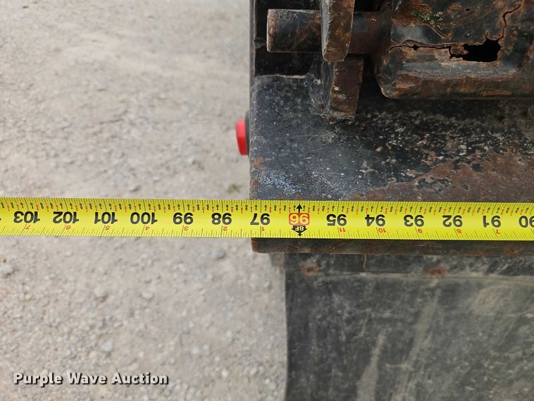 image for item EO7258 1997 International 4700 dump truck